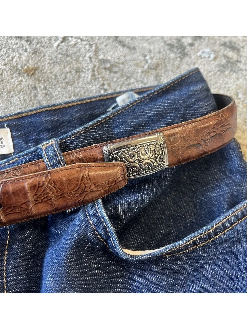 Vintage Brown Faux Croc Leather Western Belt Silvertone Filigree Hardware Size L